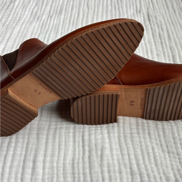 NWT Nisolo Everyday Chelsea Boot, Brandy, size 9.5 - Picture 6 of 6
